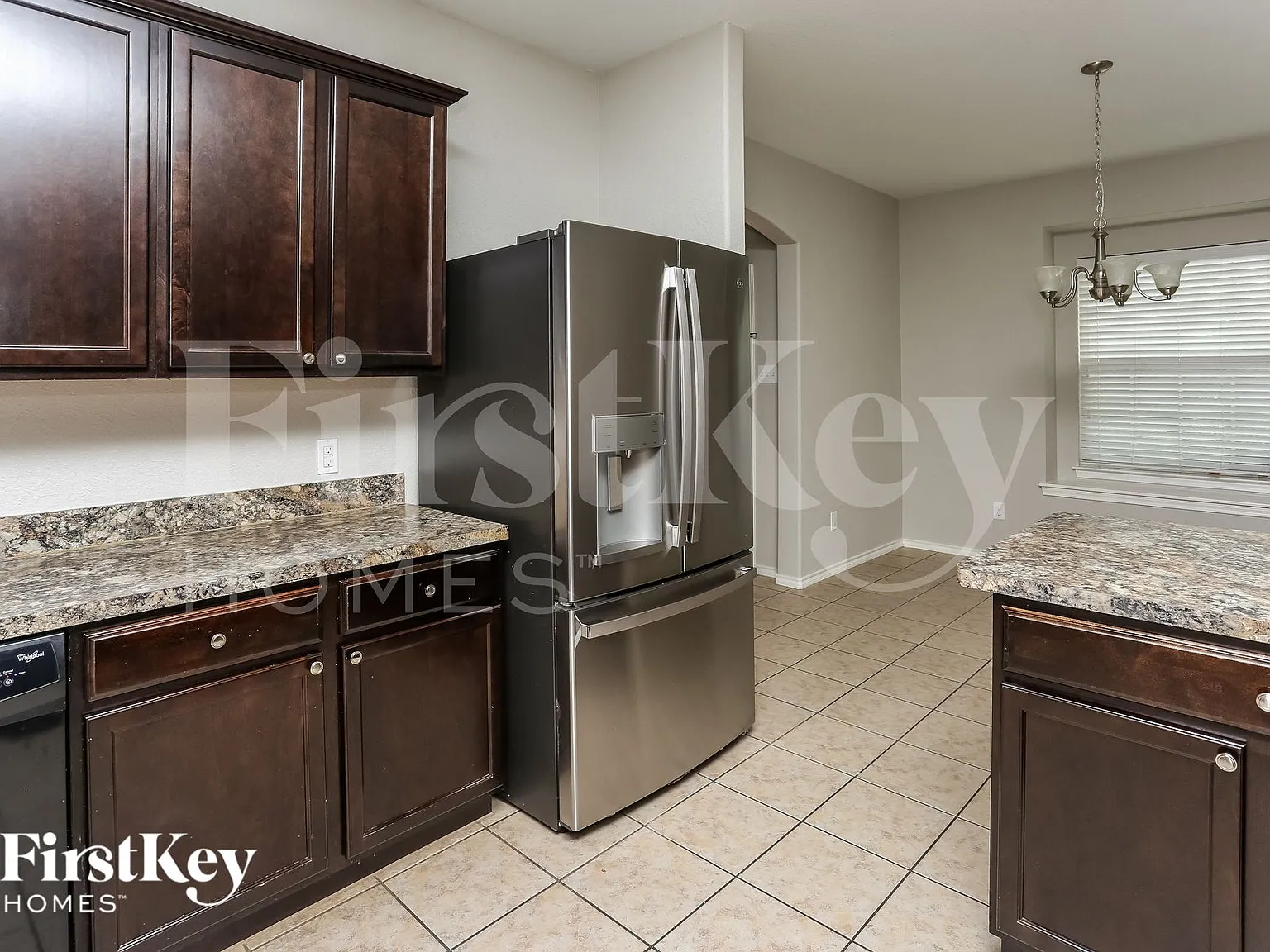 3 bed, 2.5 bath, 2106 sqft, $2,430 — Photo 3