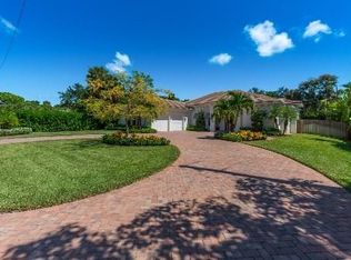 139 SE Martin Ave, Stuart, FL 34996