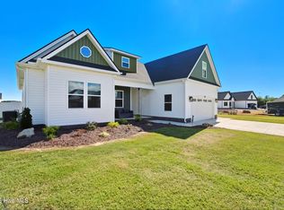 105 Yawl Street, Elizabeth City, NC 27909