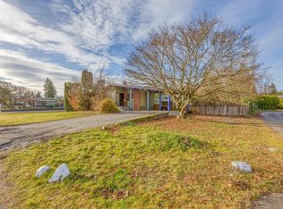 11939 Dover St, Maple Ridge, BC V2X 5P6