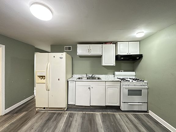 2nd image of 3336 W Chicago Ave #Fb
