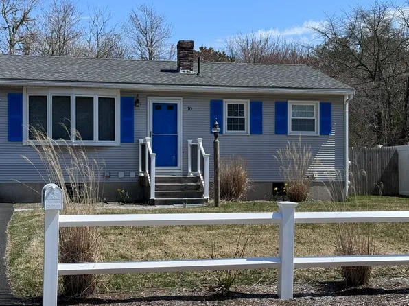 10 Breezy Point Rd, South Yarmouth, MA 02664
