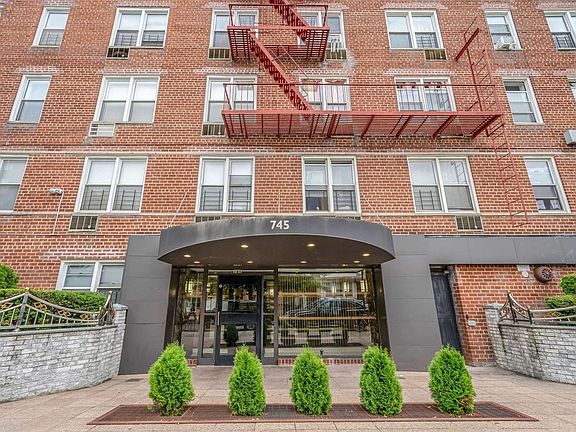 2nd image of 745 E 31st St #2B