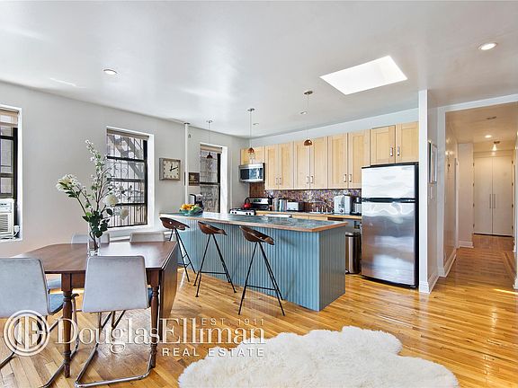2nd image of 515 Edgecombe Ave APT 55