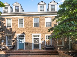 110 S Columbus St #A, Alexandria, VA 22314