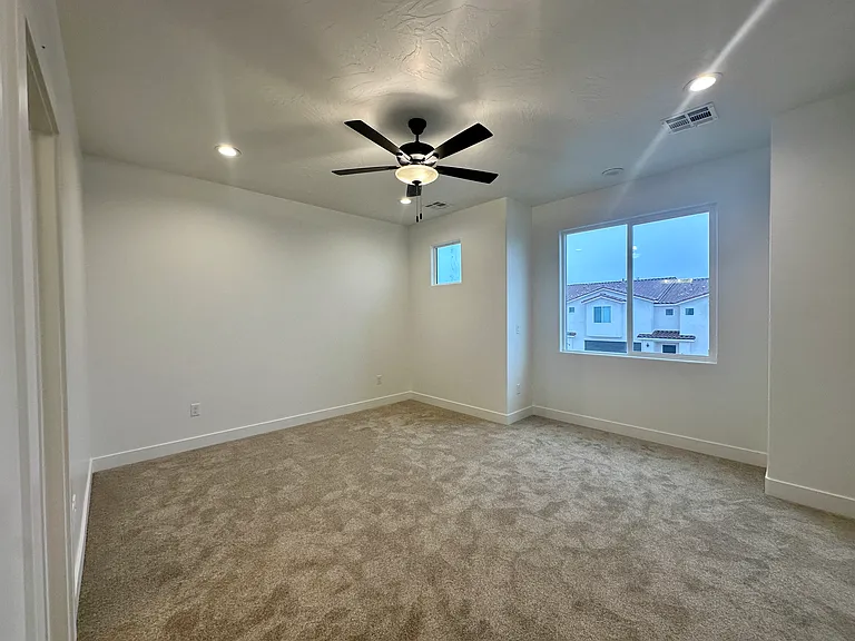 224 N 2470 W — Photo 6