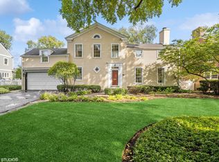 715 Wagner Rd, Glenview, IL 60025