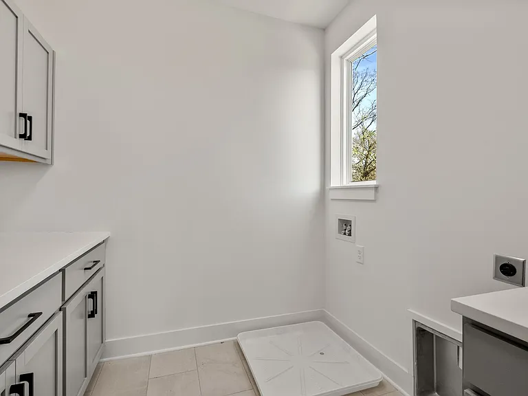 315A Edith Ave #A — Photo 27