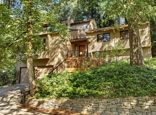 1125 SW Westwood Ct, Portland, OR 97239