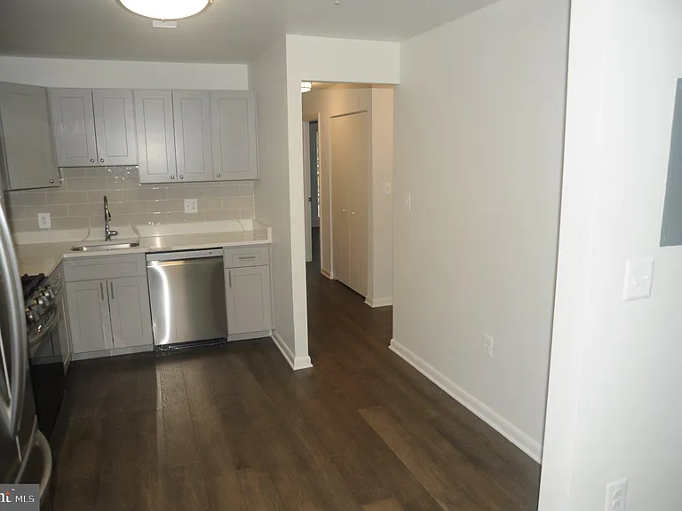 830 Quince Orchard Blvd #202 — Photo 16