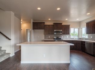 2824 NW 8th Ave, Meridian, ID 83646