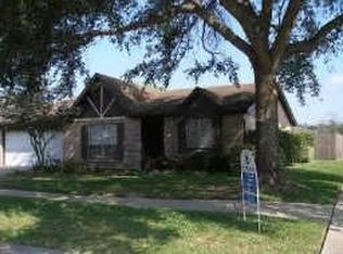 14302 Branchwater Ln, Sugar Land, TX 77498