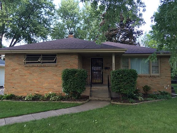 2nd image of 2207 Pierce Ave