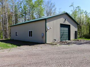 1883 E Mullett Lake Rd, Indian River, MI 49749