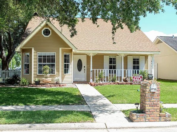 3753 Ashton Dr, Destrehan, LA 70047