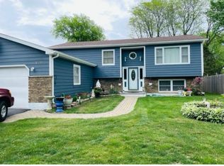 38219 N North Shore Ave, Beach Park, IL