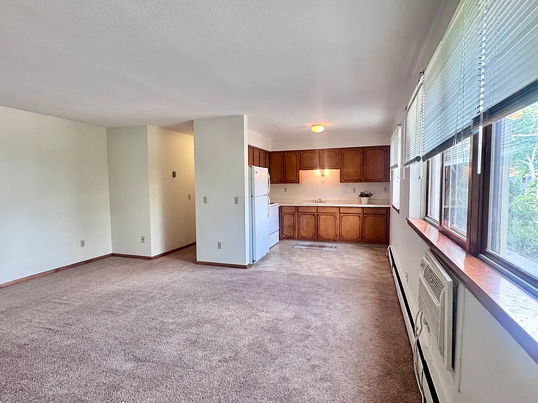233 School Ave #107 — Photo 2
