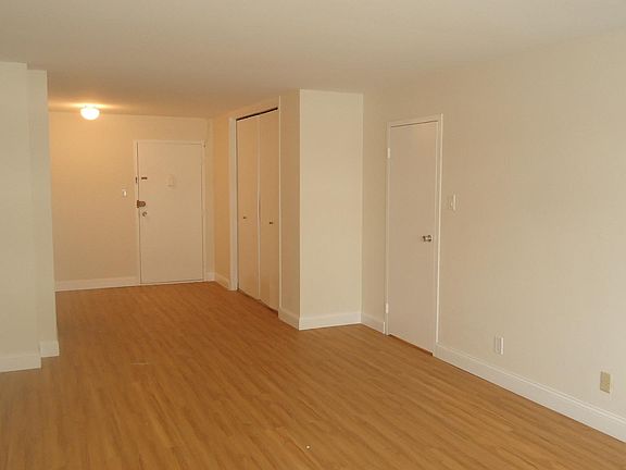 Deep Living Room view to Foyer