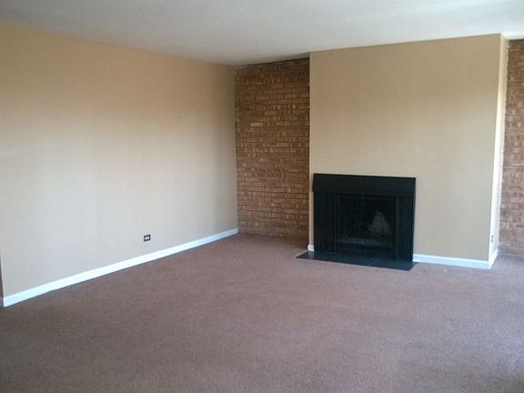 5th image of 5821 Oakwood Dr APT C