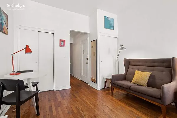 Sold by Sotheby's International Realty | media 5