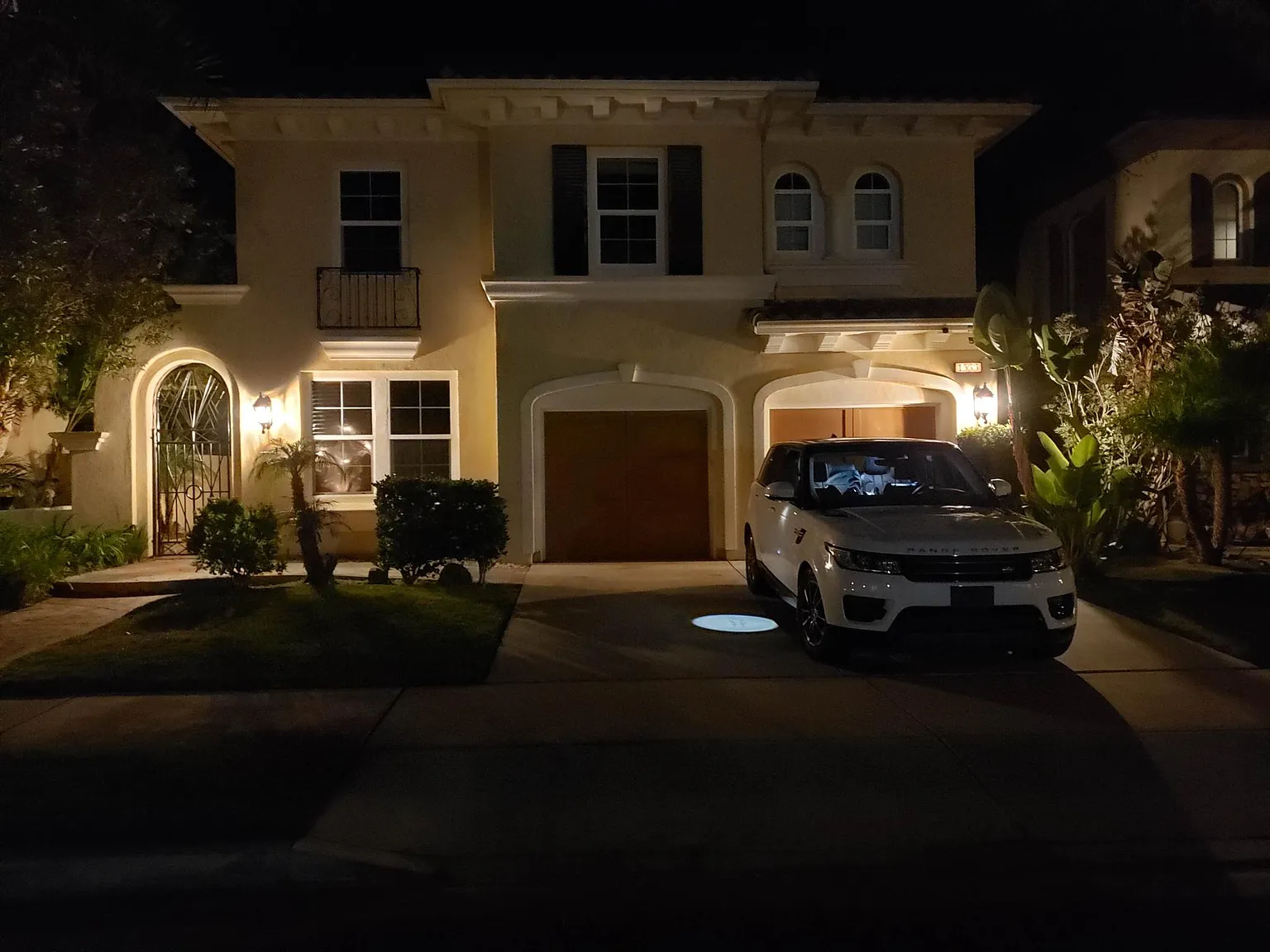 4 bed, 3.5 bath, 3447 sqft, $7,900 — Photo 4