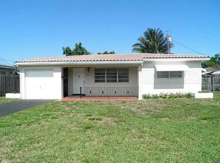 2411 Casablanca Dr, Miramar, FL 33023