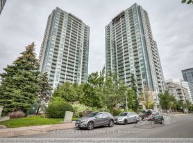 16 Harrison Garden Blvd