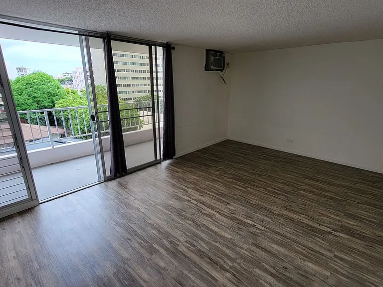 1419 Dominis St #308 — Photo 5
