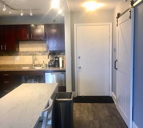 3rd image of 26 10th St W Unit 1703