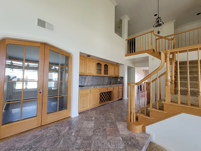 2405 N Courtland St — Photo 5