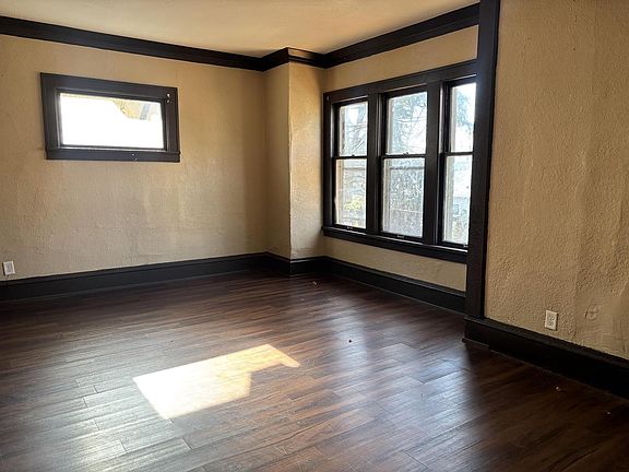 3rd image of 2320 N 44th STREET #2322