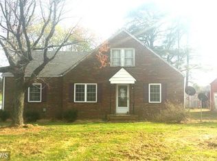 11206 Richmond Rd, Warsaw, VA 22572