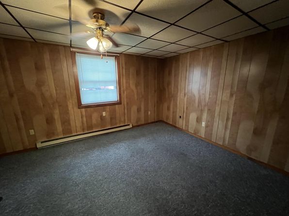 563 Washington Ave #2A