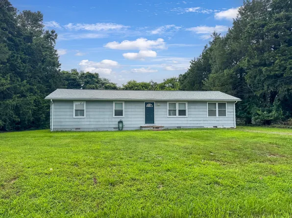 127 Fairfax Dr, Colonial Beach, VA 22443