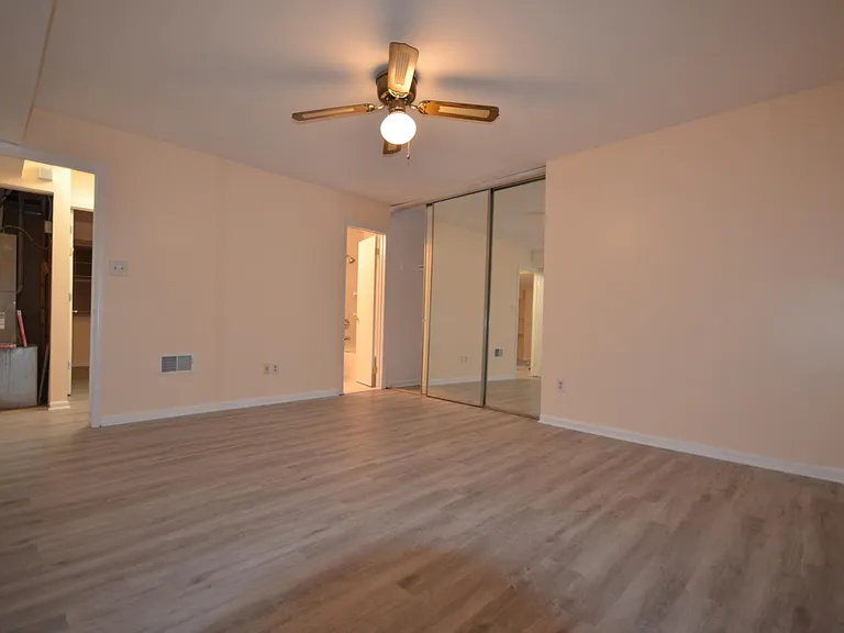 4085 Weeping Willow Ct — Photo 16