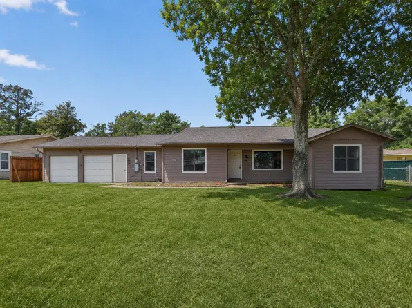 217 N Holly Ave, Cleveland, TX 77327