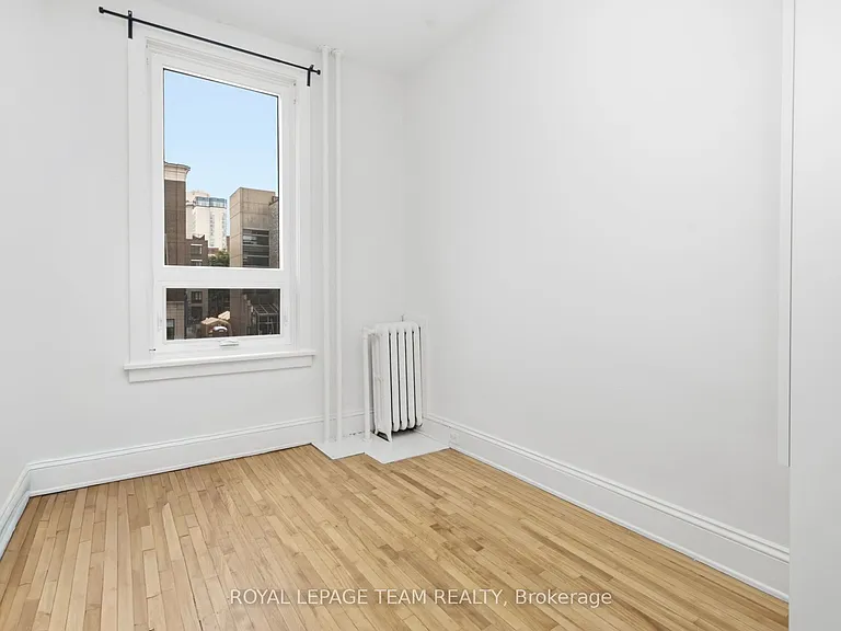 21 York St #1 — Photo 12