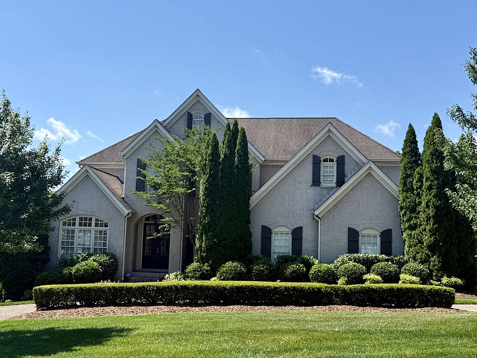1st image of 17 Ironwood Ln
