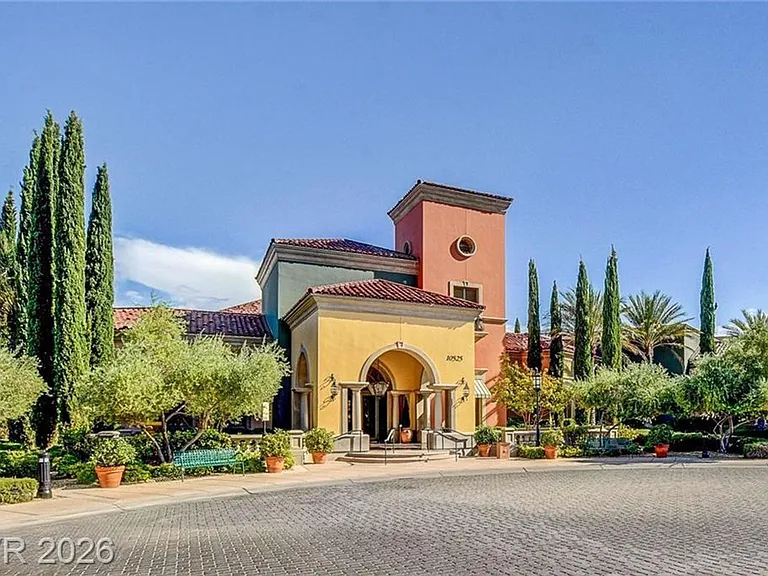 10228 Questa Sera Ct — Photo 57