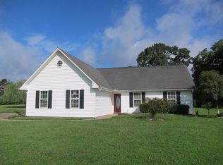 120 Millstone Dr, Commerce, GA 30530