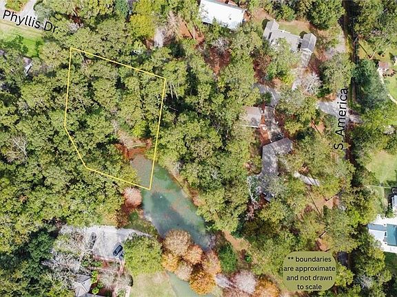 2nd image of Phyllis Dr