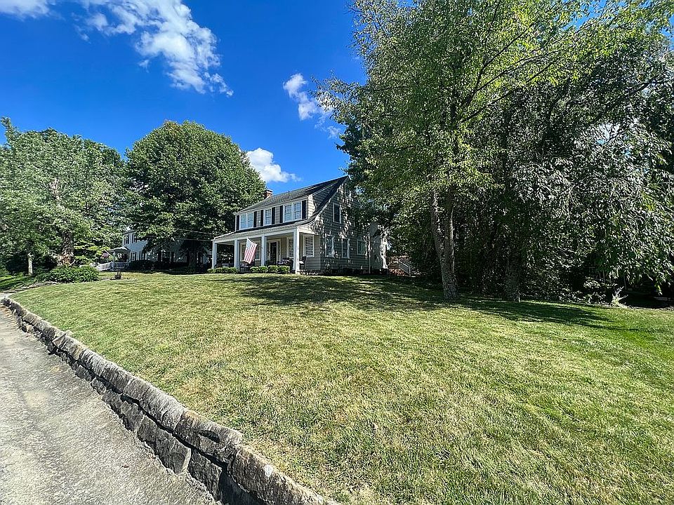 2nd image of 478 Pythian St