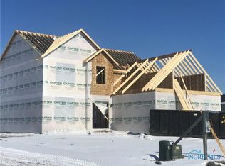 8460 Glen Crk, Waterville, OH 43566