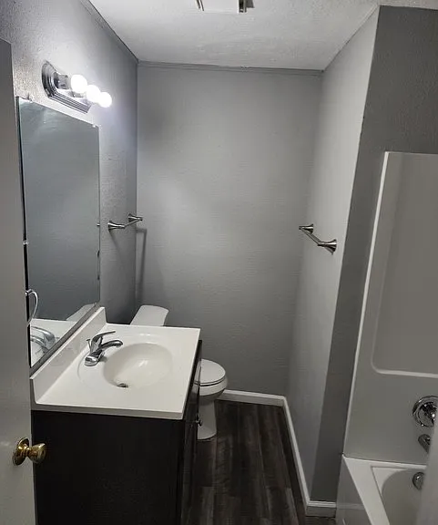 230 Huron St #230 — Photo 8