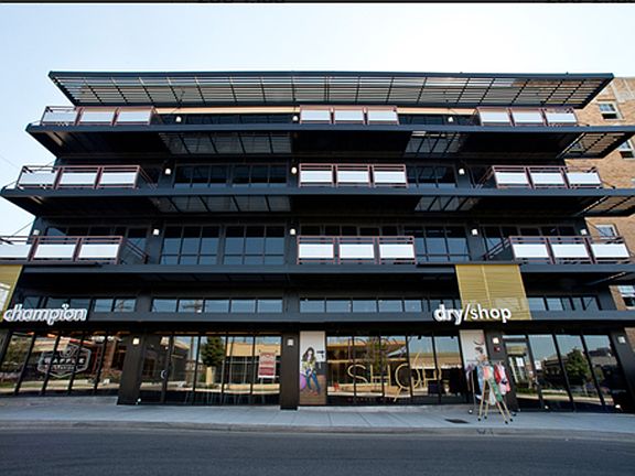 3rd image of 1212 N Walker Ave APT 303