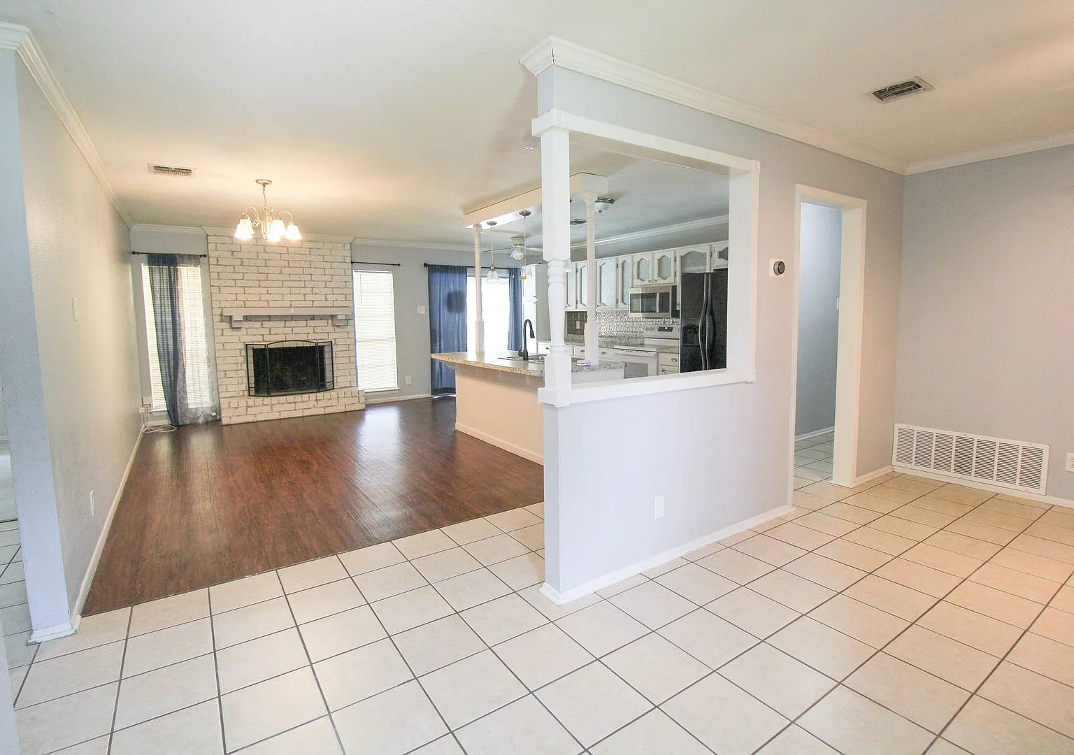 Move In Special- 2 Weeks Free — Photo 2