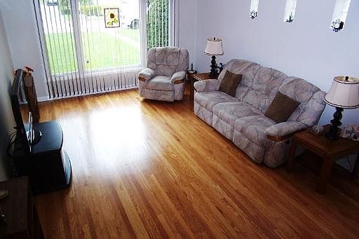2nd image of 35 N Fernwood Dr
