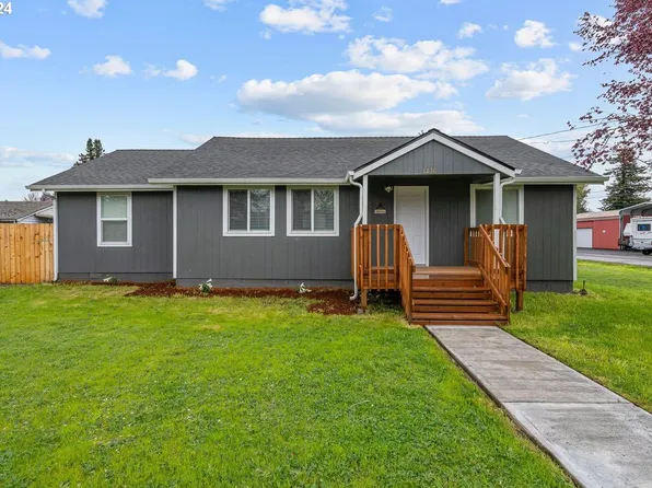 1230 Poplar St, Sweet Home, OR 97386