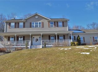63 Dawn Dr, Westtown, NY 10998