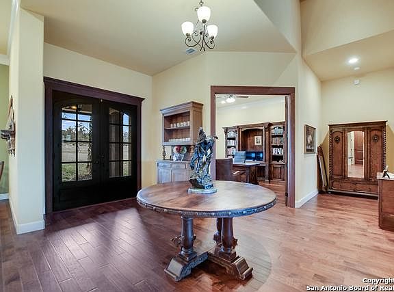 3rd image of 2115 Stagecoach Way